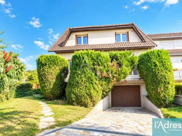 Maison 8 pièces 150 m²