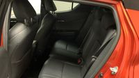 Toyota C-Hr 184h Première 2WD E-CVT MC19 — photo 13