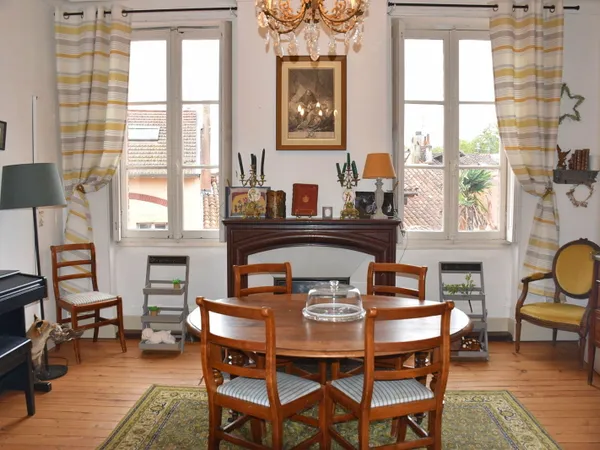 Bel appartement traversant plein sud : 80m², place Dupuy, Halle aux grains Toulouse centre (31) - 3 