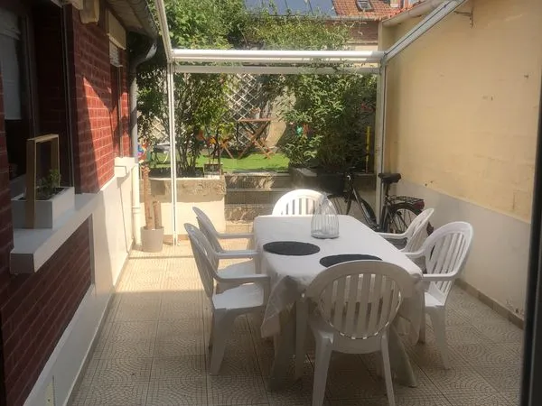 Magnifique T2 lumineux avec cour et jardin