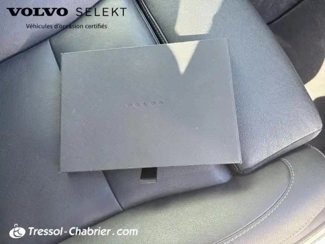 Volvo Xc40 d3 adblue 150 ch geartronic 8 inscription — photo 16