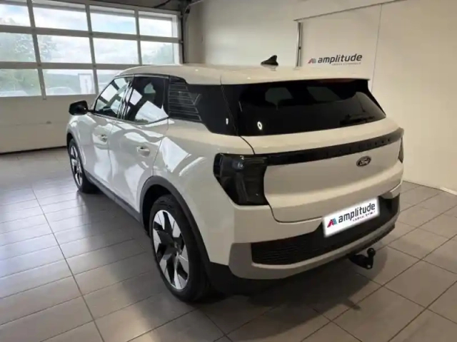 Ford Explorer 286ch extended range 79kwh pack premium rwd — photo 7