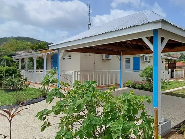 VILLA T 3 MEUBLE plain pied