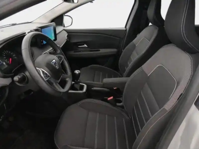 Dacia Jogger 1.0 eco-g 100ch confort 7 places — photo 14