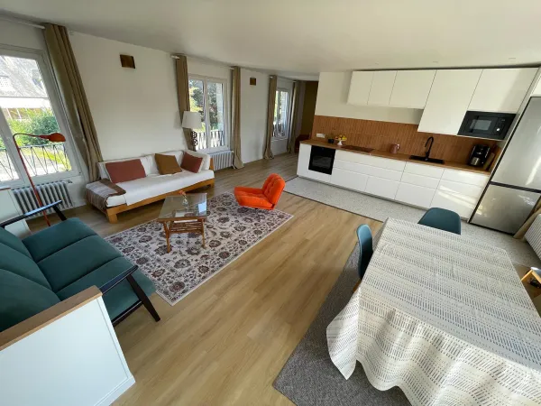 Loue 85m² duplex rénové idéalement situé