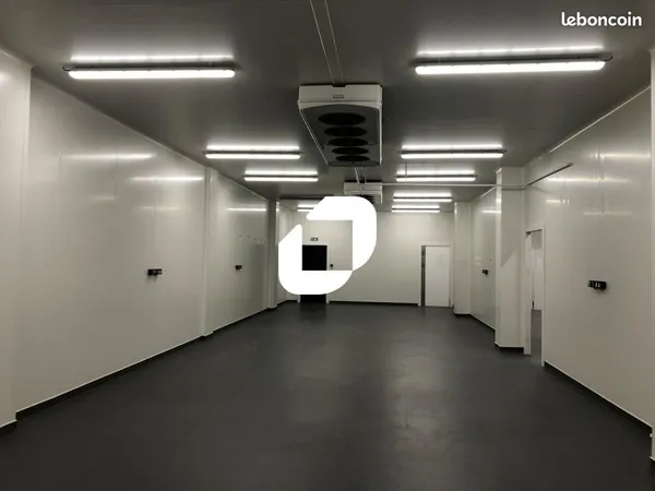 Bureau 527 m²
