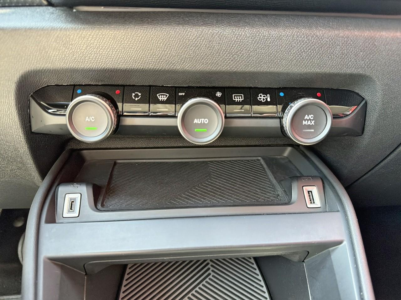 Citroën C4 puretech 130 s&s bvm6 shine — photo 18