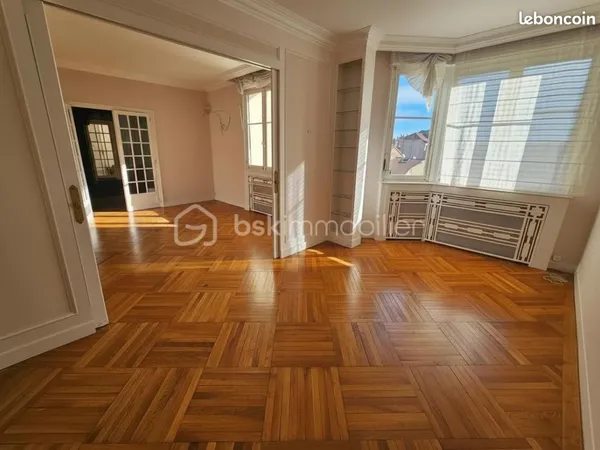 Appartement 6 pièces 145 m²