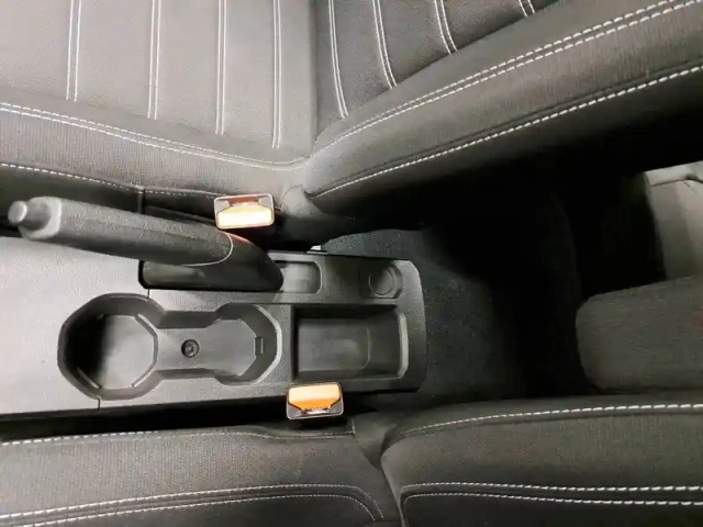 Dacia Sandero eco-g 100 — photo 116