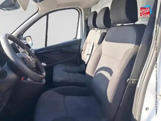 Renault Trafic fg l1h1 3t 2.0 blue dci 130ch grand confort — photo 11