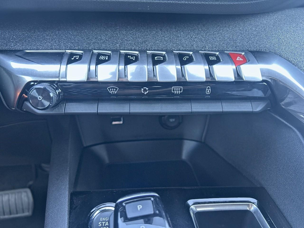 Peugeot 3008 1.5 bluehdi 130ch s&s allure pack eat8 — photo 17
