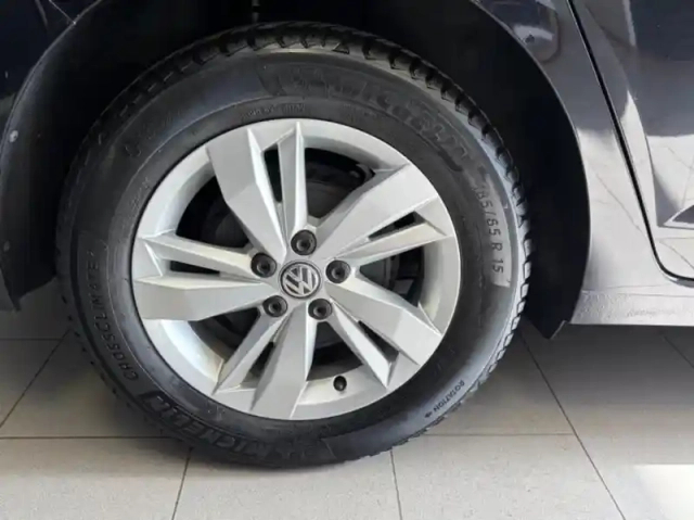 Volkswagen Polo 1.0 tsi 95ch confortline — photo 7