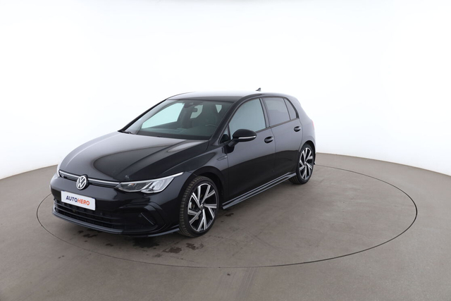 Volkswagen Golf VIII 2.0 TDI SCR R-Line DSG7