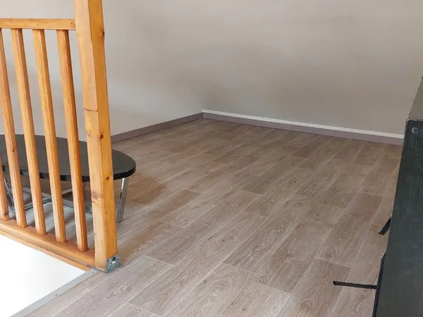Location studio libre centre-ville Le Quesnoy 59530 3eme étage