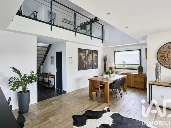 Maison 6 pièces 160 m²