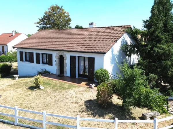 Vends pavillon - 91.4 m² - 5 pièces, 3 chambres - Varennes-Vauzelles 58640