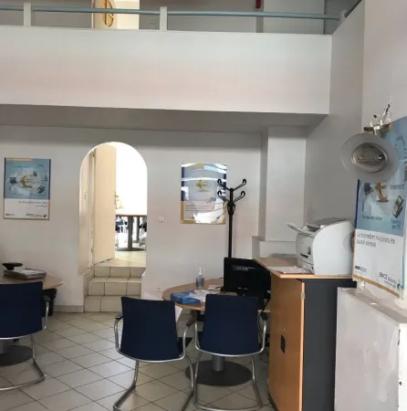 Local d'activité 5 pièces 105 m²