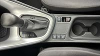 Toyota Yaris 116h Dynamic 5p MY22 — photo 22