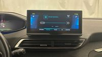 Peugeot 3008 HYBRID 225ch Allure Pack e-EAT8 — photo 19