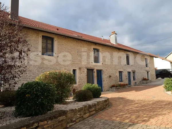Maison - 10 pièce(s) - 250 m2