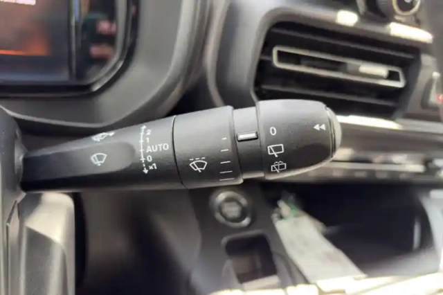 Citroën Berlingo diesel 130 ch m automatique — photo 19