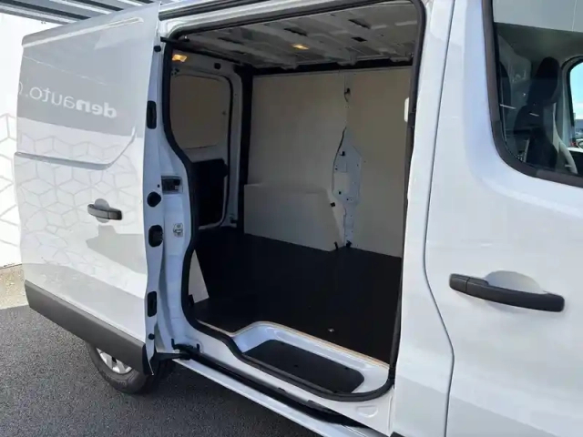Nissan Primastar fourgon l1h1 2t8 2.0 dci 130 s/s bvm — photo 14