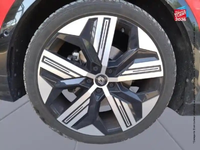 Renault Megane e-tech electric ev60 220ch iconic super charge — photo 10