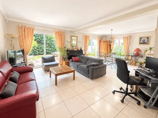 Maison 7 pièces 153 m²