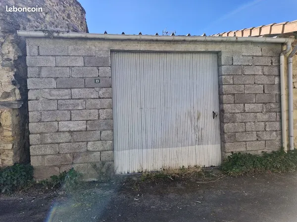 Garage / Grange