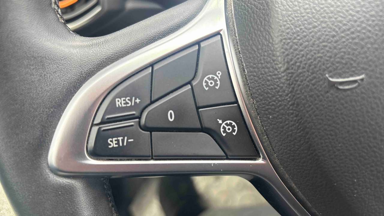 Dacia Sandero ECO-G 100 - 22 — photo 16