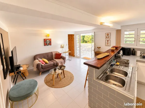 À louer bas de villa meublé