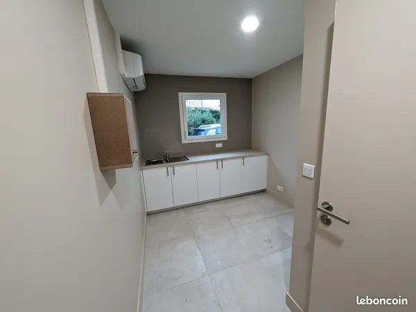 Bureaux 9 m² Pessac