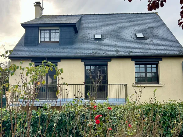 Maison Mordelles / Commerces / Garage / Jardin