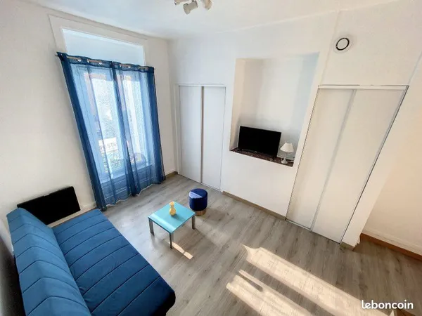 Studio meublé 25m2 à vendre proche STEEL