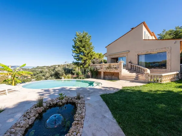 Maison de luxe 10 pièces 260 m²