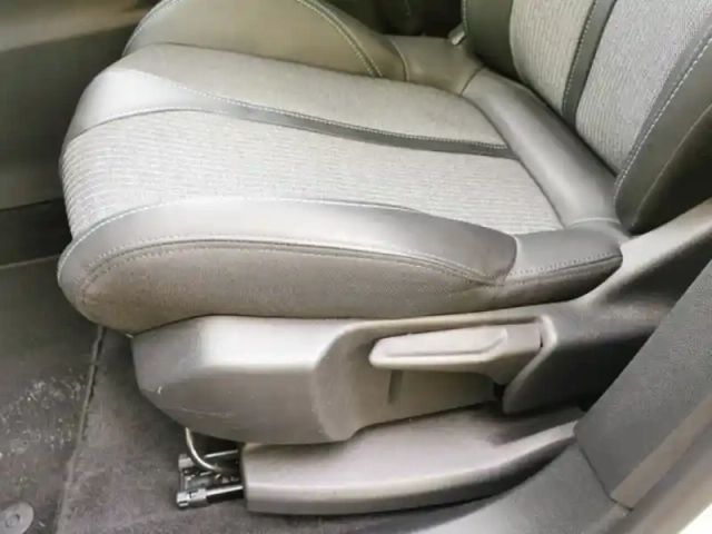 Peugeot 3008 hybrid 225 allure pack 1.6 224 — photo 38
