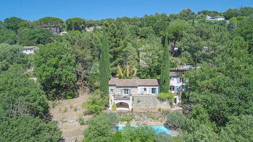 Propriété 4 pièces 132 m²