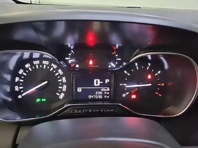 Citroën C3 Aircross bluehdi 120 s&amp;s eat6 — photo 41