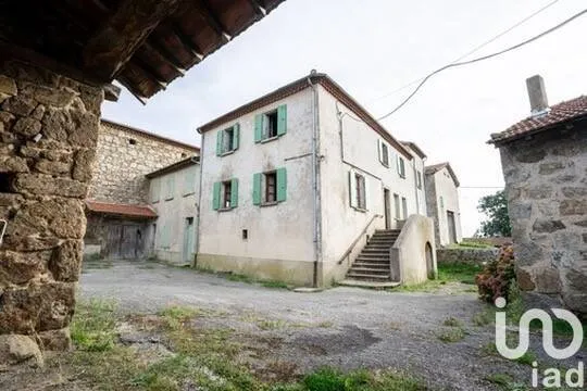 Maison 8 pièces 300 m²