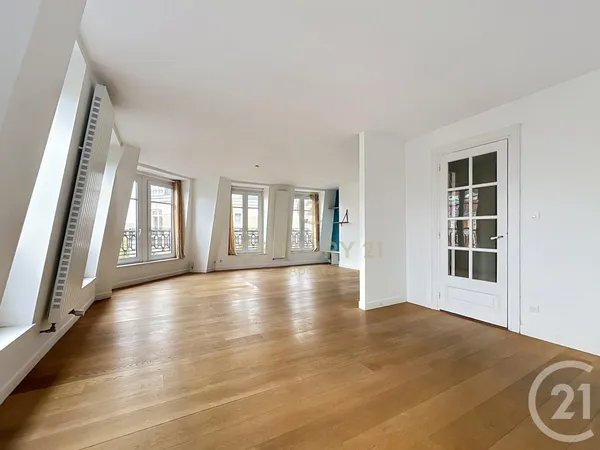 Appartement 7 pièces 159 m²