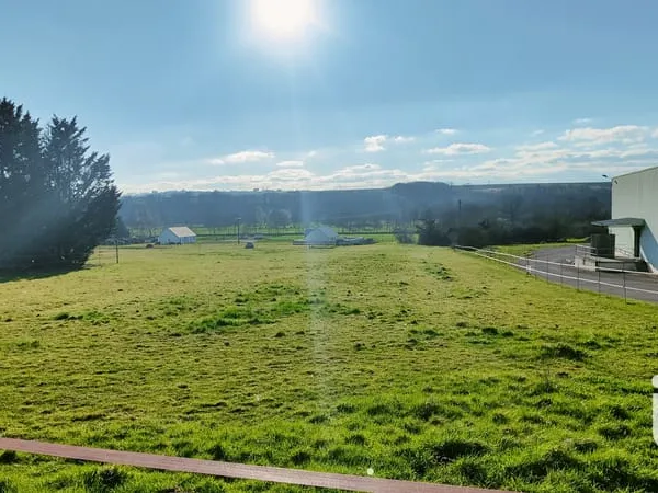 Terrain 21114 m²
