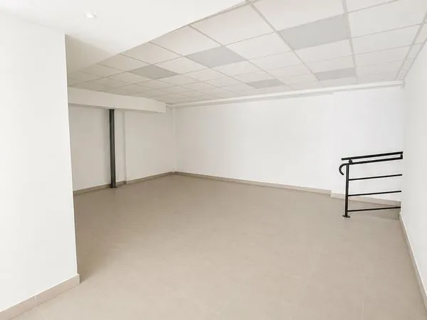 Local commercial 130 m² AGEN