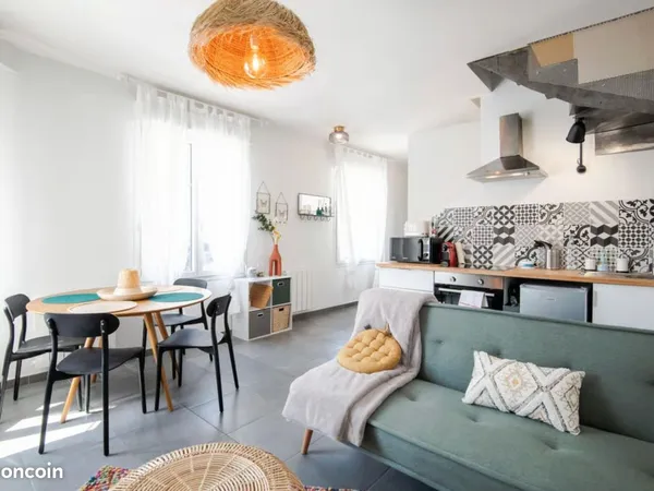 MAISON T2 Bis meublée