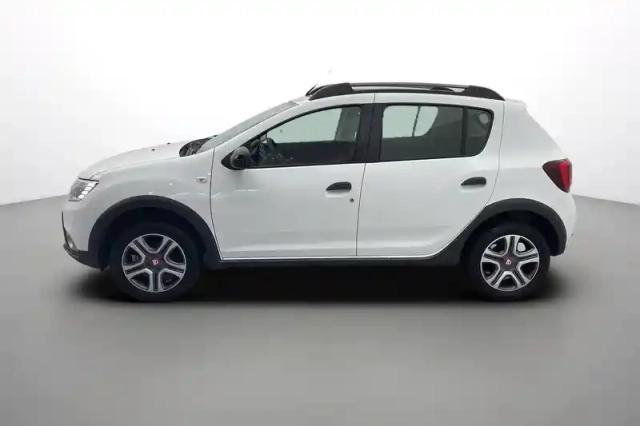 Dacia Sandero blue dci 95 — photo 37