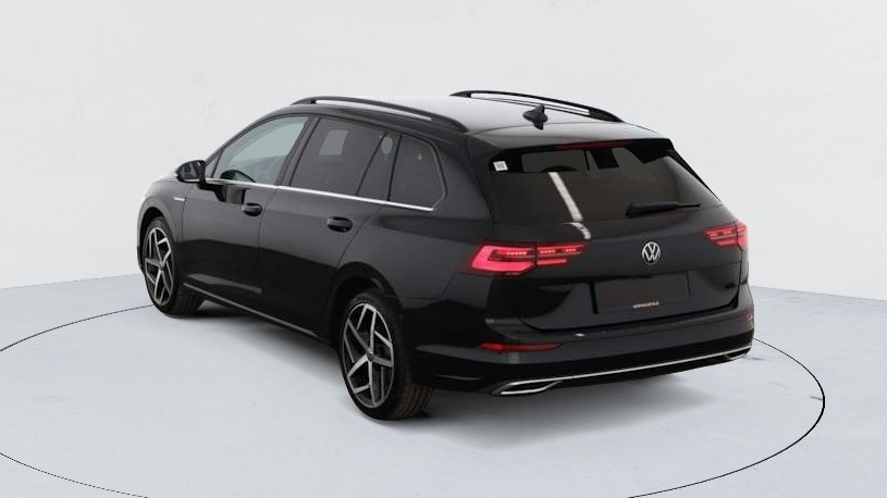 Volkswagen Golf 8 SW — photo 5
