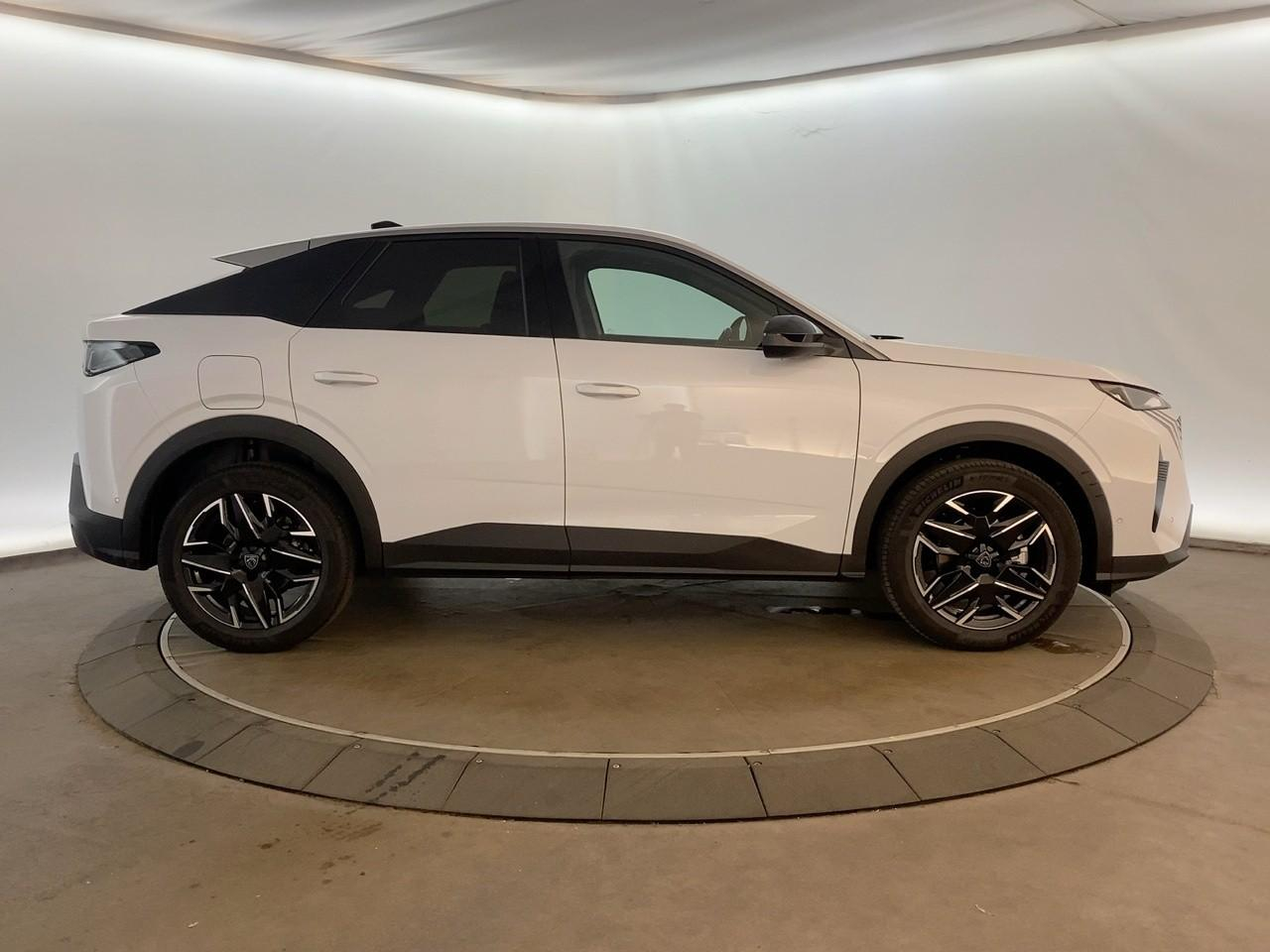Peugeot 3008 hybrid 145 e-dcs6 allure — photo 4