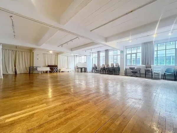 Bureaux 213 m²