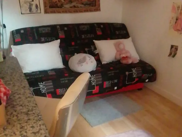 Sous-loue appartement 18m² Paris 5ème pour cet été et pour la rentrée