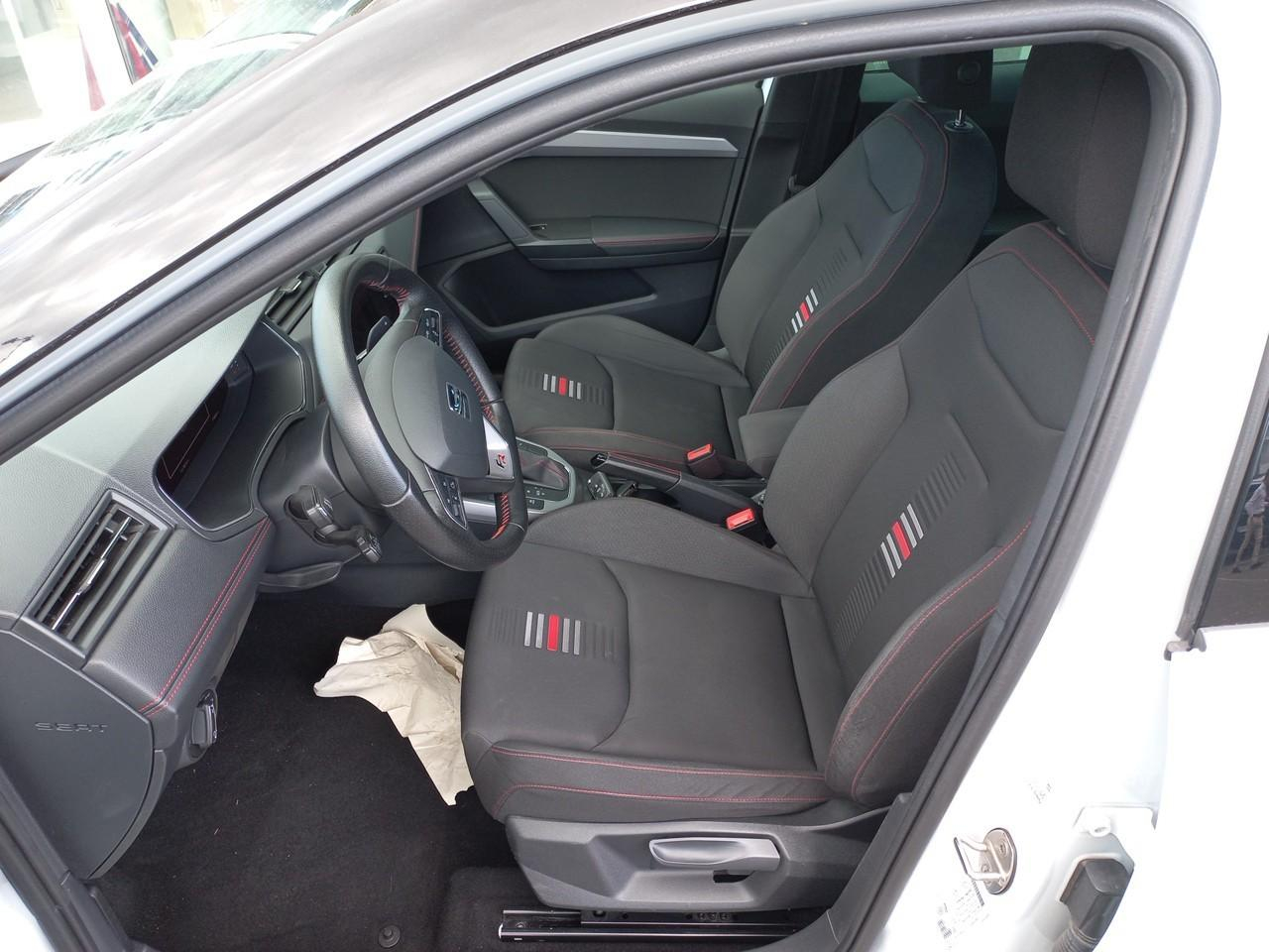 Seat Arona 1.0 ecotsi 115 ch start/stop dsg7 fr — photo 9