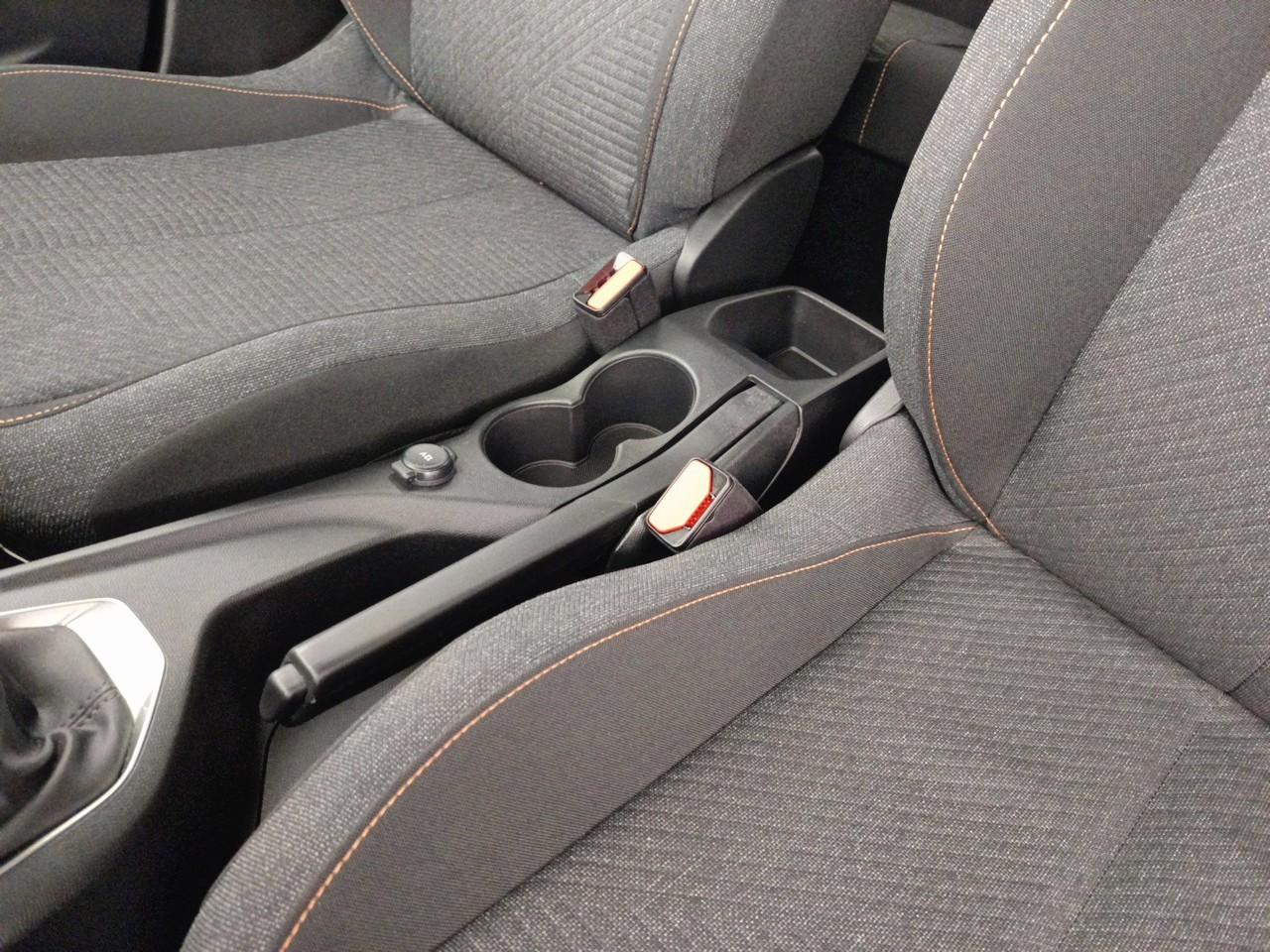 Peugeot 208 100 s&s bvm6 style — photo 31